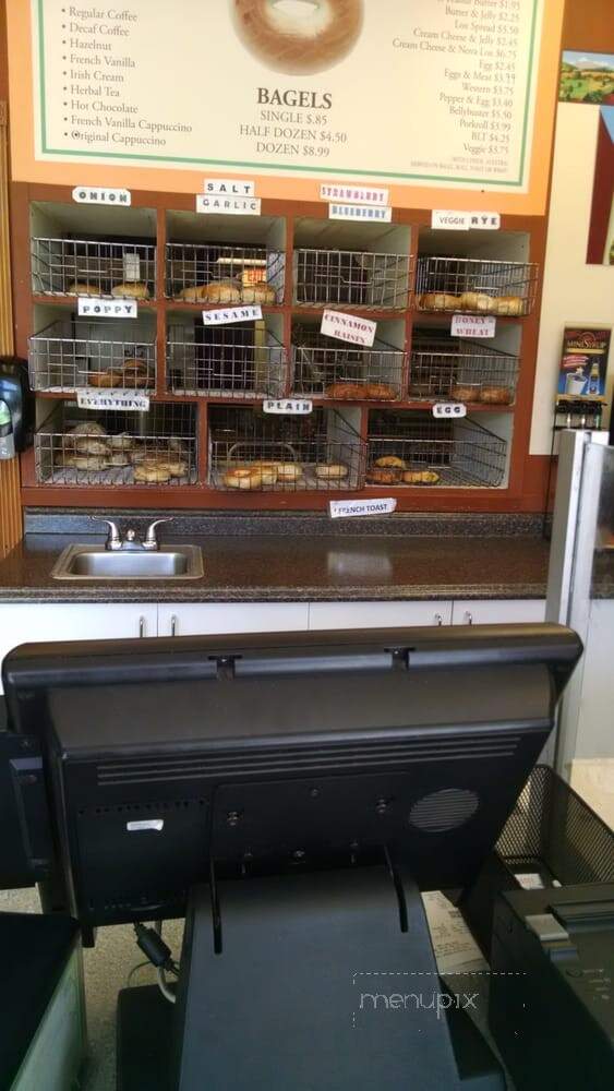 Tina's Bagel Factory - Trenton, NJ