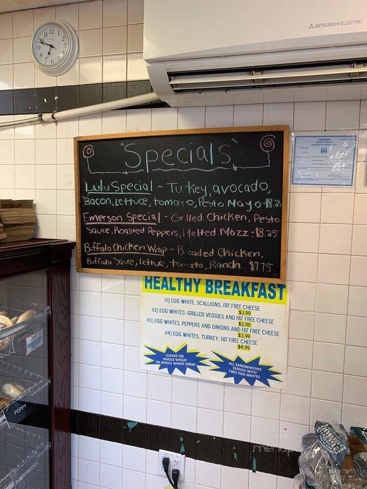 Goldberg's Famous Bagel & Deli - Emerson, NJ