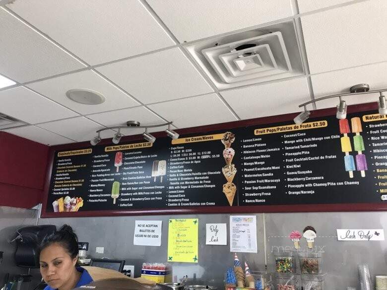 Everest Ice Cream Shop - Elizabeth, NJ