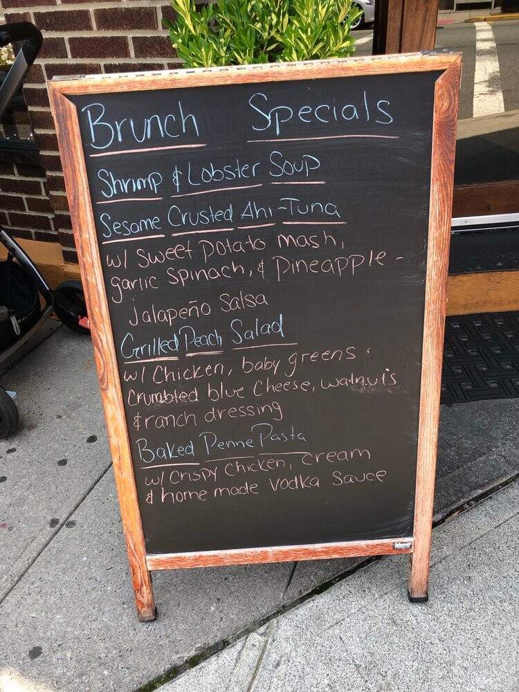 Sonoma Bistro - Rutherford, NJ